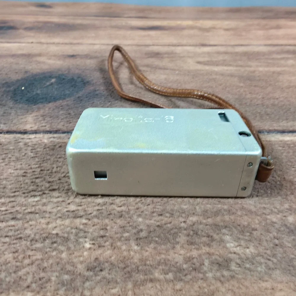 Minolta 16 Subminiature Camera Silver Good Vintage Spy Camera Kit Rokkor Lens